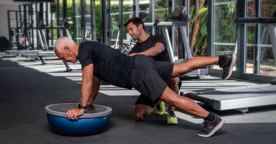 physical-therapist-working-with-parkinsons-patient