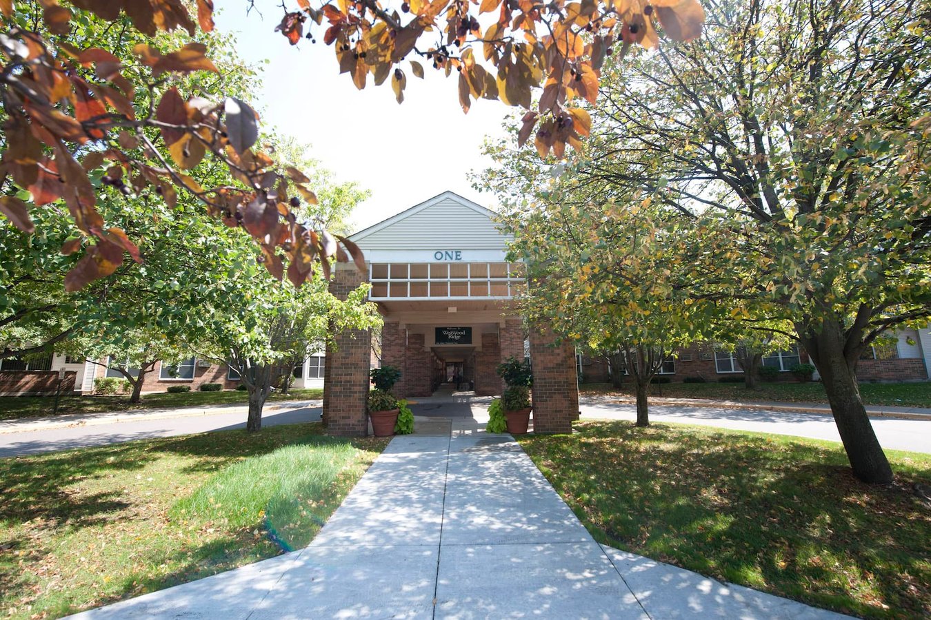 WWR-1-Exterior